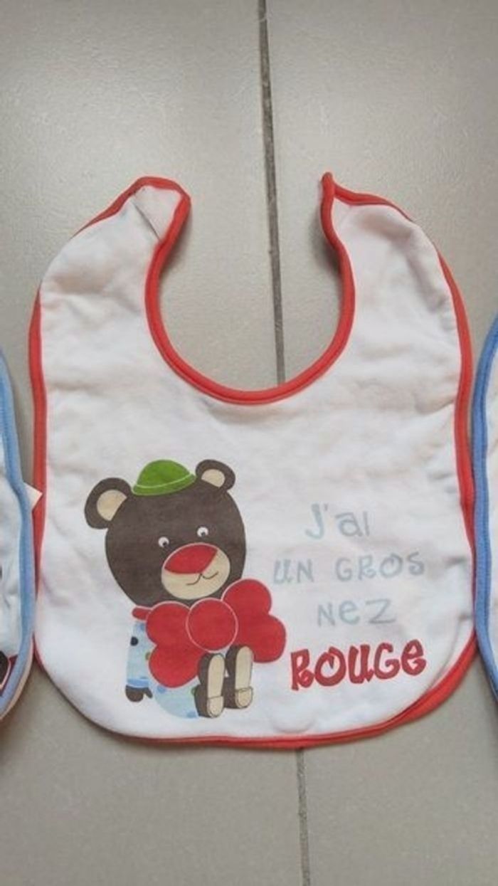 Bavoirs à scratch - photo numéro 2