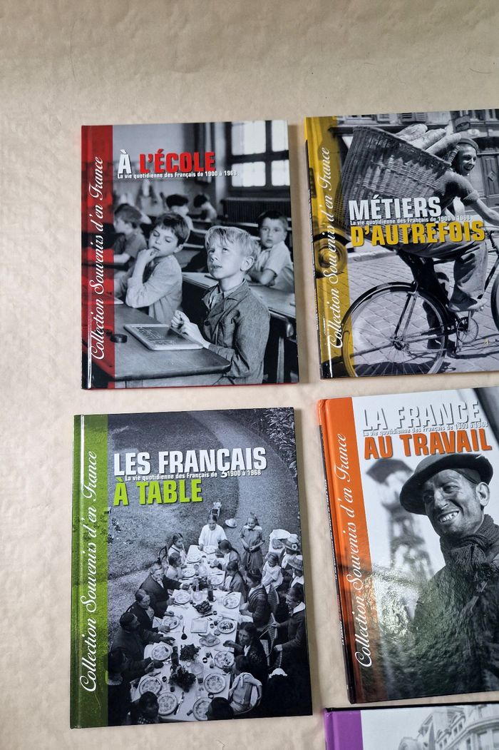 Lot livres collection souvenirs d'en France  , tome 1 a 10 - photo numéro 2