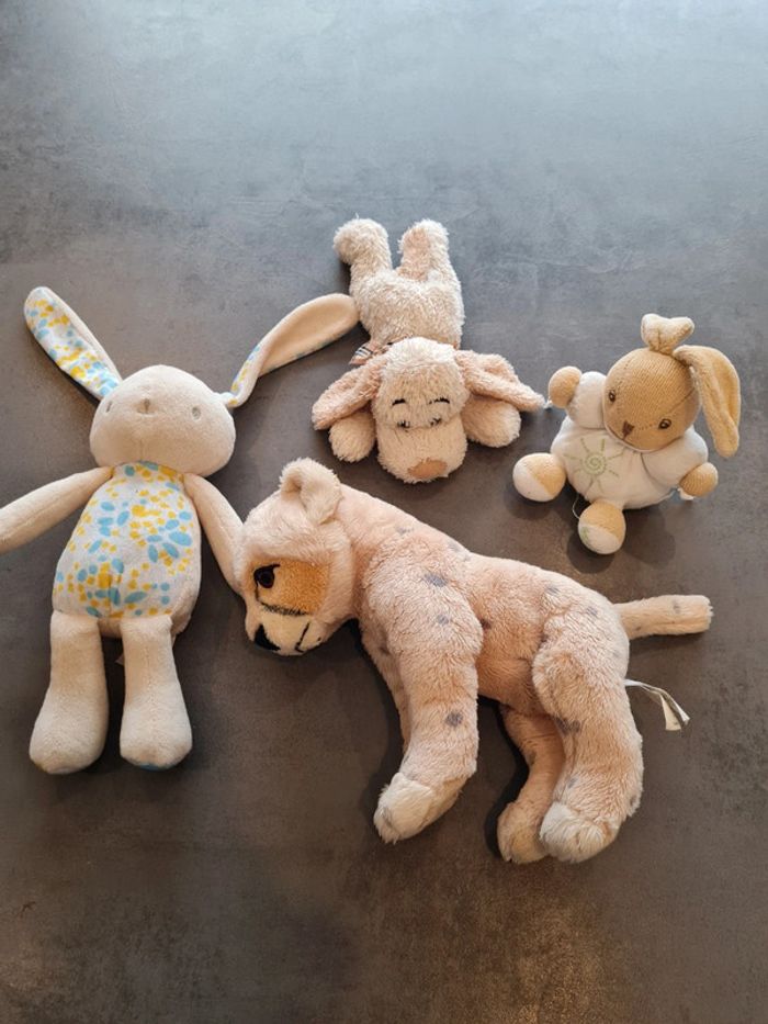 Lot de 4 peluches