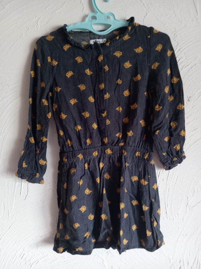 Robe chat