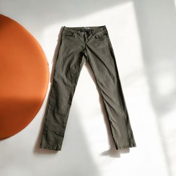 Jean skinny Kiabi kaki taille 40