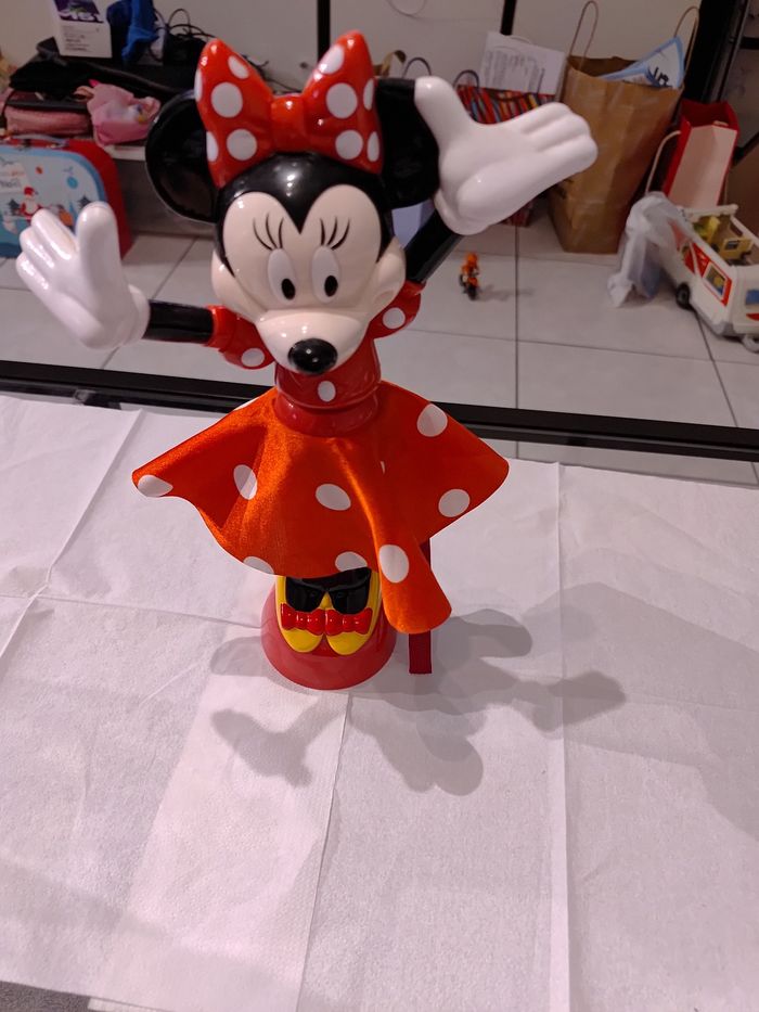 Jouet tourne lumineux  Minnie Mouse