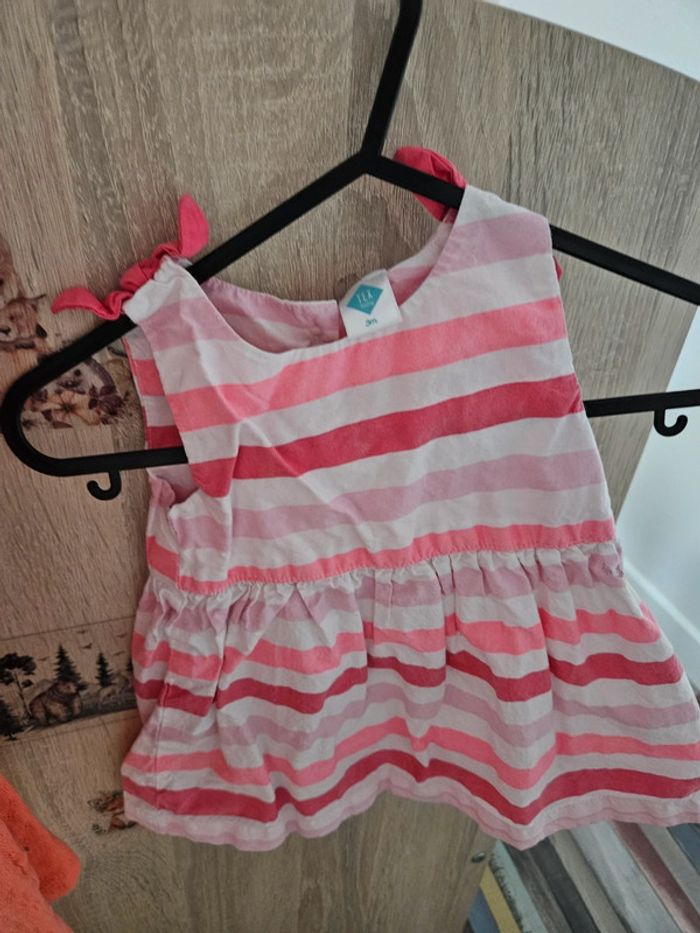 2 robes été 3 mois - photo numéro 2
