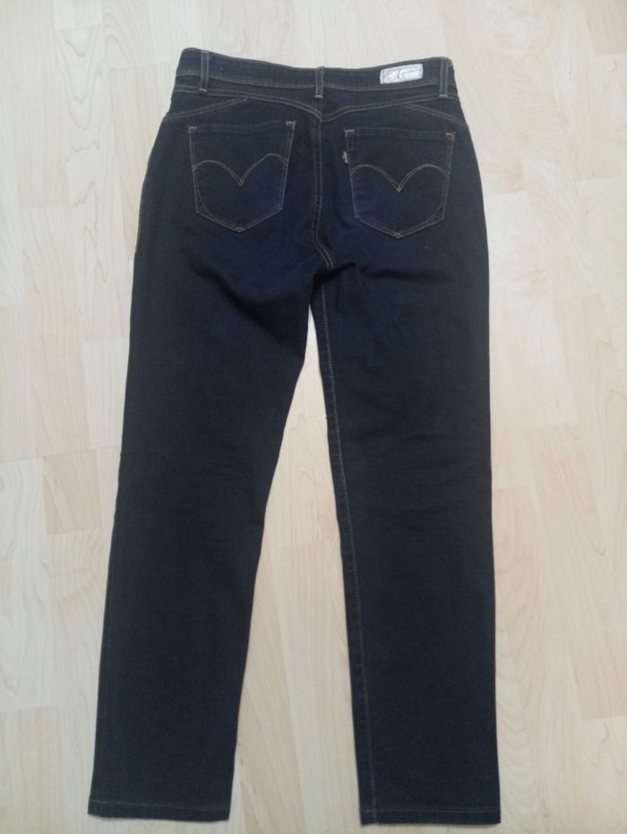 Jean Levi's demi curve skinny taille 28 - photo numéro 5
