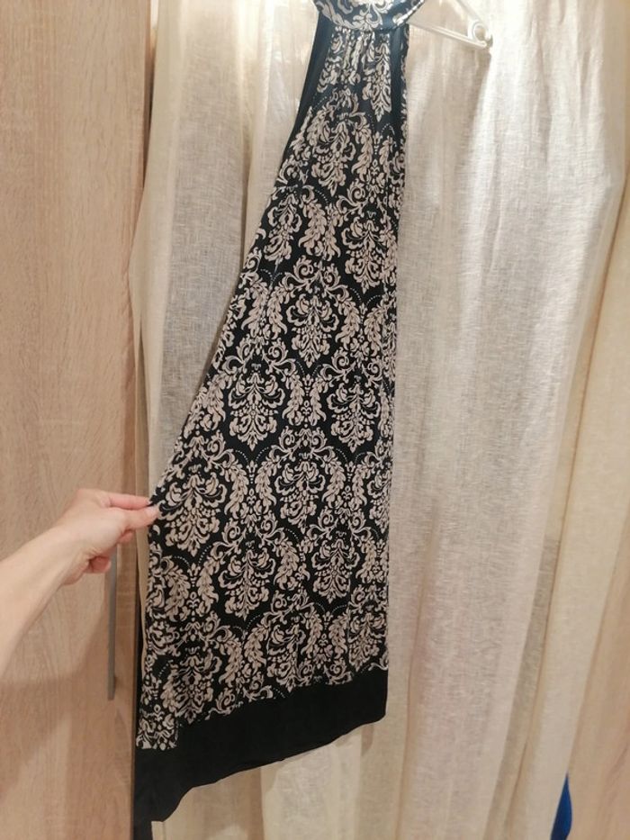 Robe ras du cou taille S