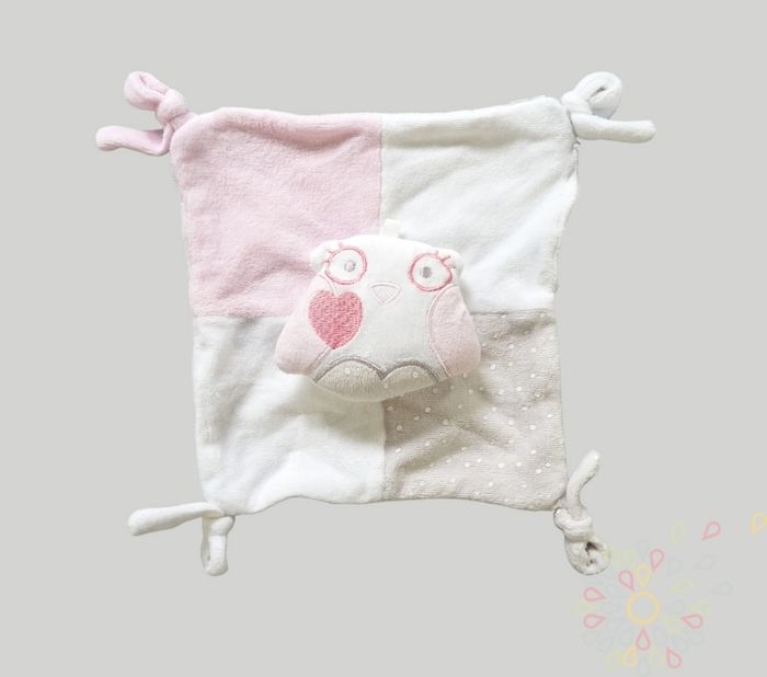 Doudou chouette hibou carré plat velours rose blanc cœur Siplec Leclerc 18 cm