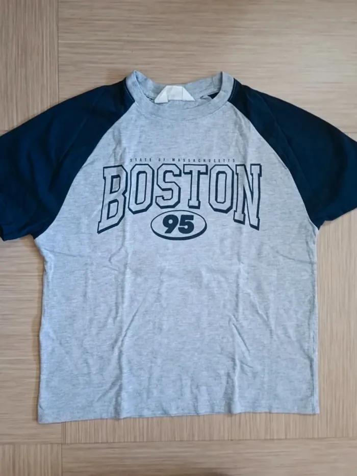 Tee shirt boston