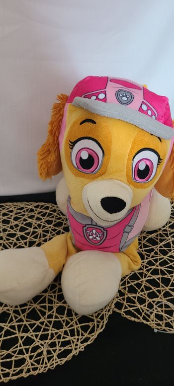 Grande peluche Stella Pat patrouille