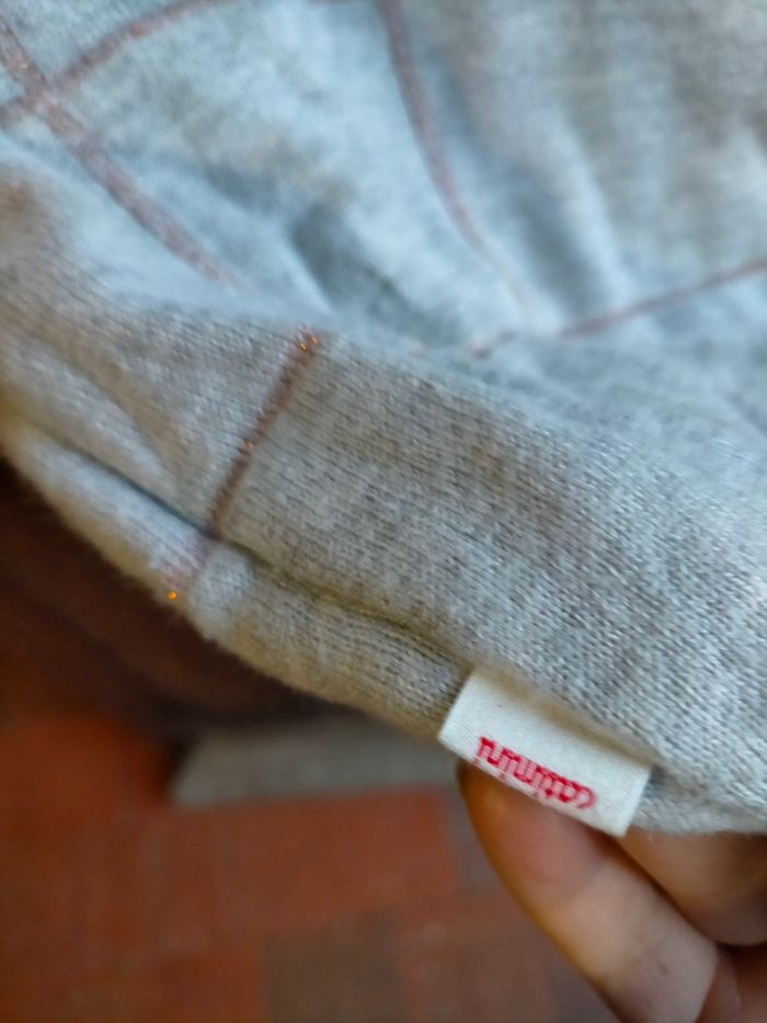 Très beau pull Catimini 8 ans - photo numéro 4