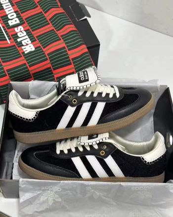 39：adidas originals Samba x WALES BONNER noir
