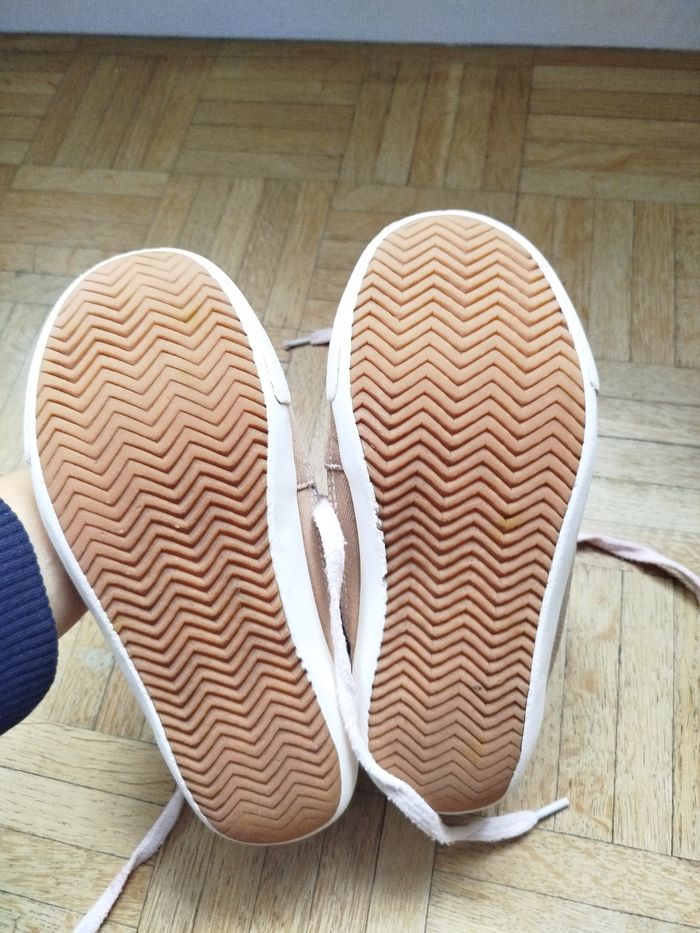 Tennis à lacets Levi's 35 garçon bon état - photo numéro 4