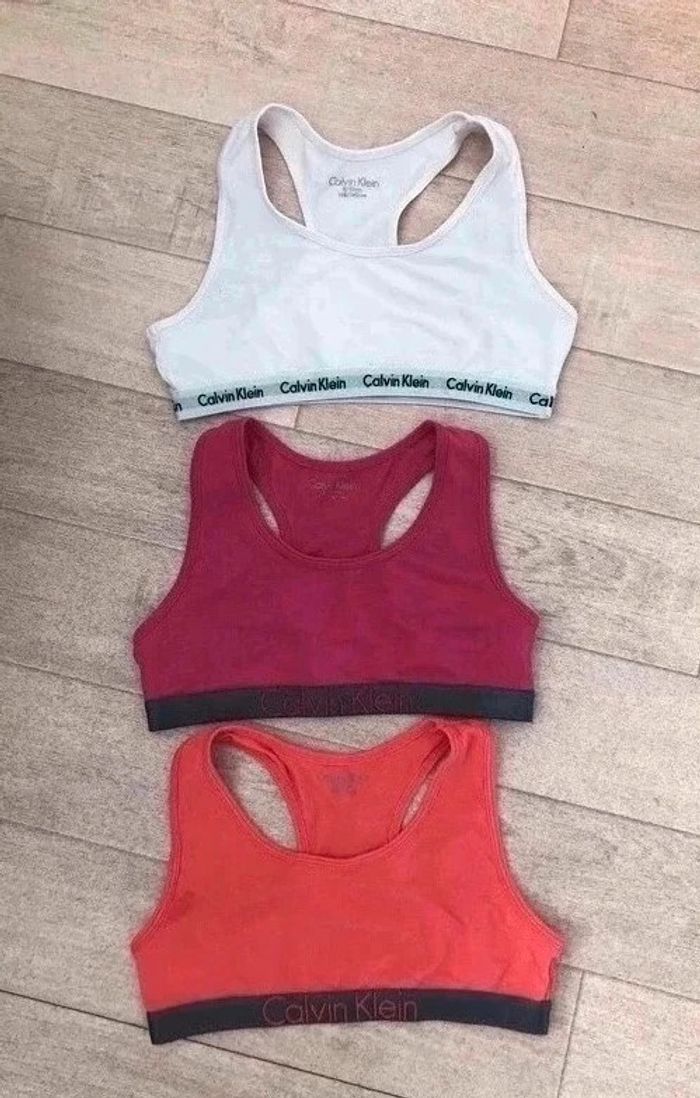 Lot 3 brassières fille Calvin Klein