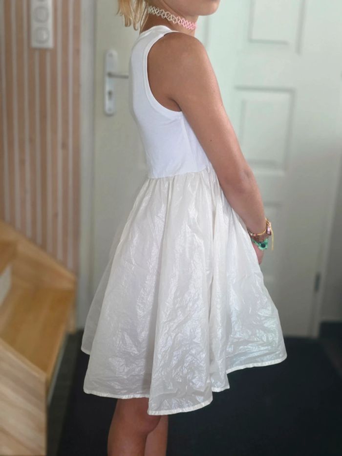 Robe 👗 - photo numéro 2
