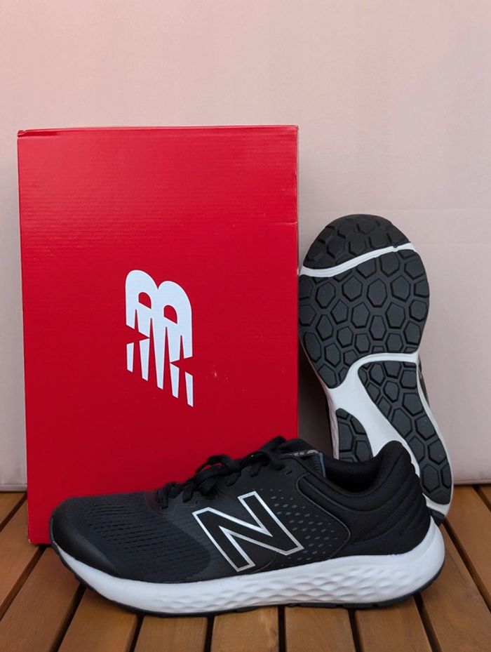 Baskets running Newbalance 520 T44.5 / 10 - Neuf