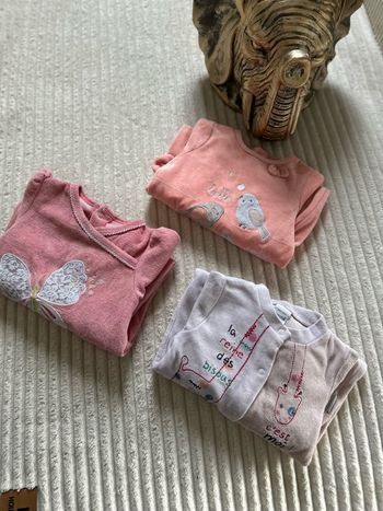 Grenouillère / pyjamas fille 9 mois
