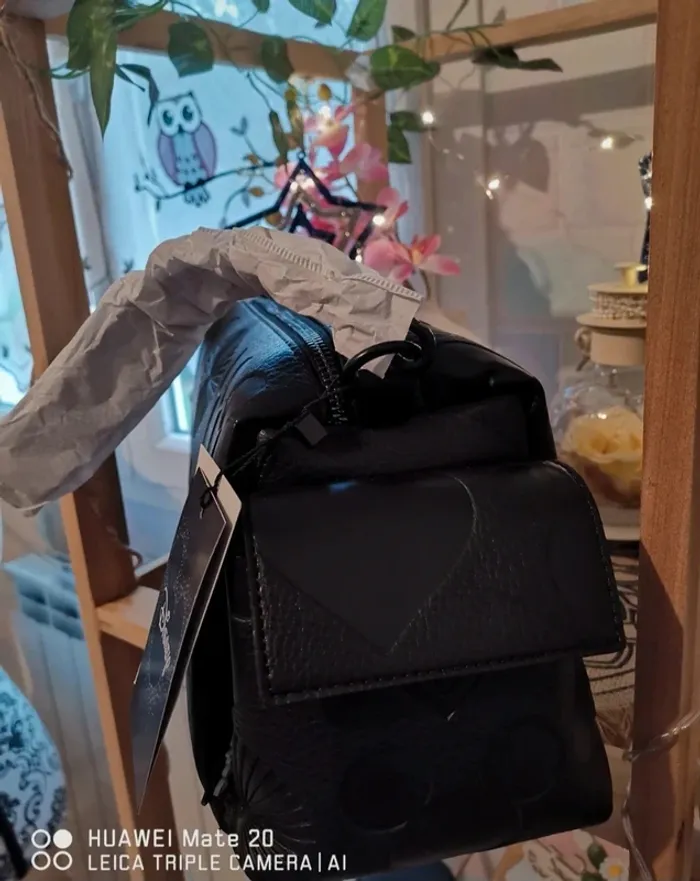 💕Jolie sac à main Desigual Disney édition limitée Mickey  💕 - photo numéro 11