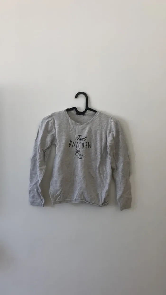 Pull gris