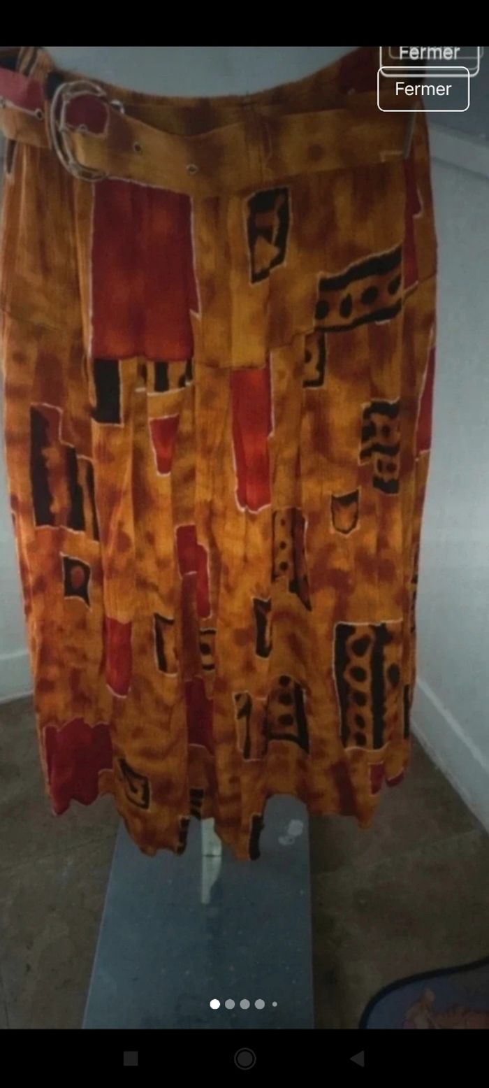 Très belle jupe longue f4