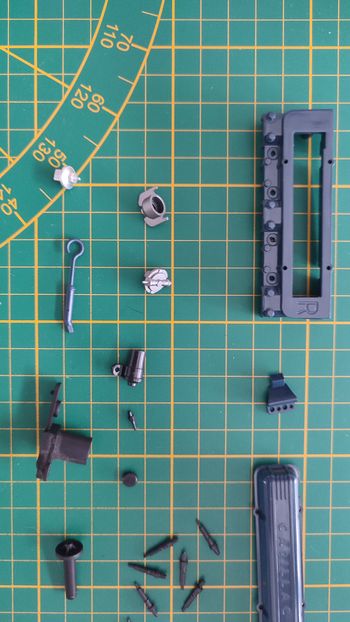 Pièce du fascicule n°8 numéro 8 pièce détachée Ecto 1 Ghostbusters 1/8 1/8e 1/8ème Eaglemoss #E42