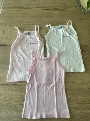 Lot 3 débardeurs Petit Bateau