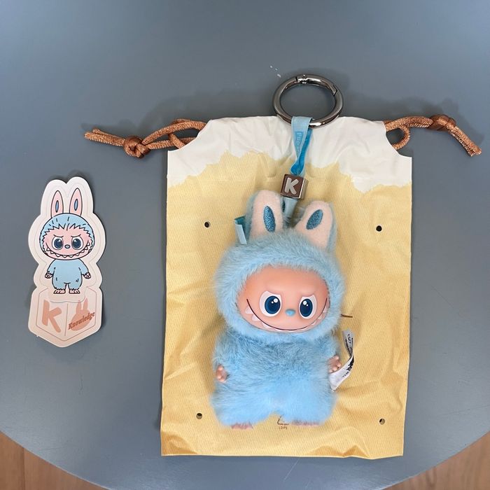 Pop Mart Labubu The Monsters Pin For Love - Lettre K