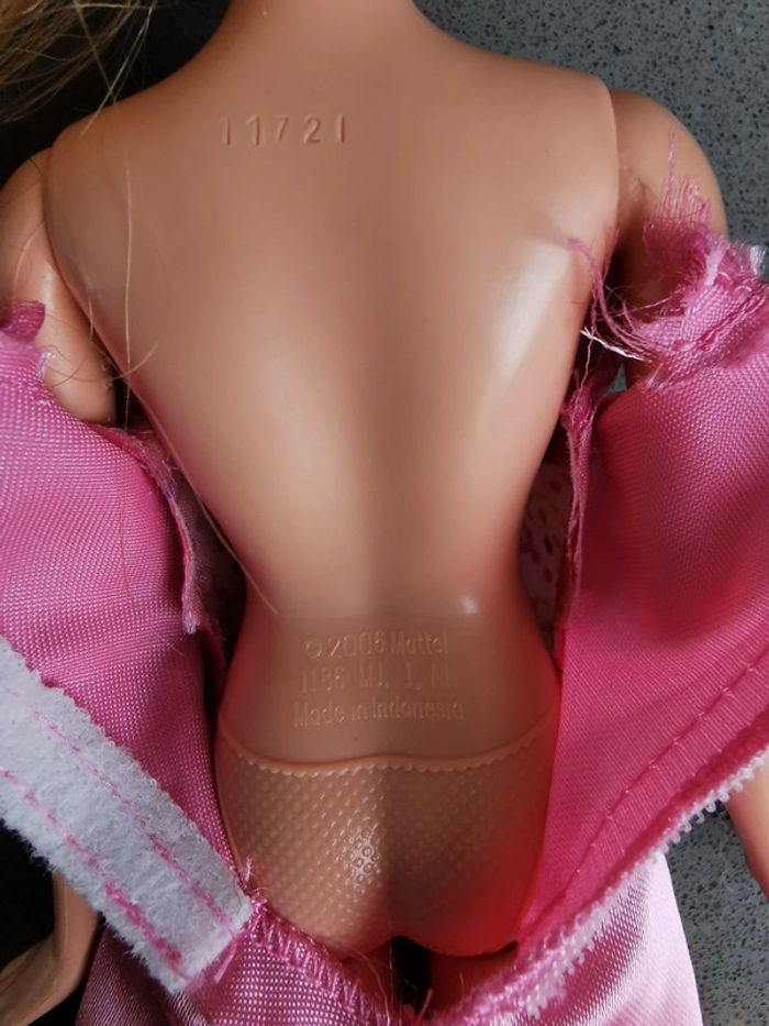Poupée Barbie - photo numéro 4