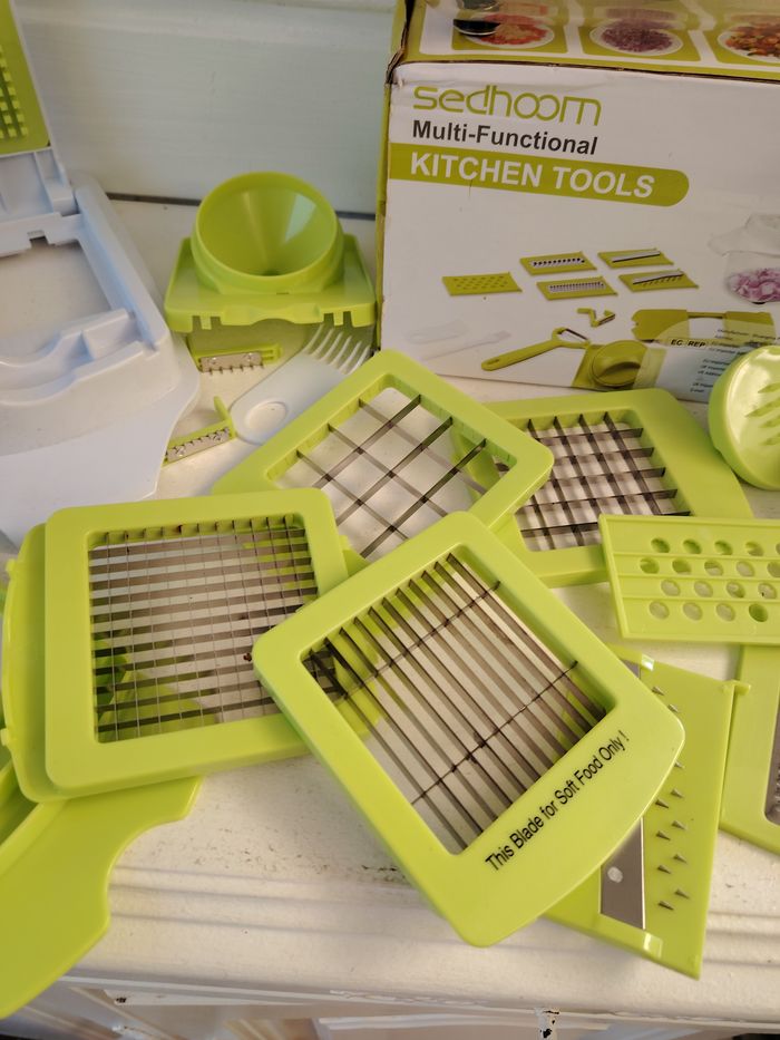 🥕Coupe-Légumes Multifonction 12-en-1 - Marque Sedhoom - photo numéro 3