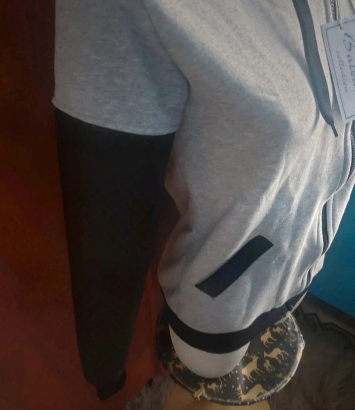 Gilet à capuche taille M balbina neuf - photo numéro 2