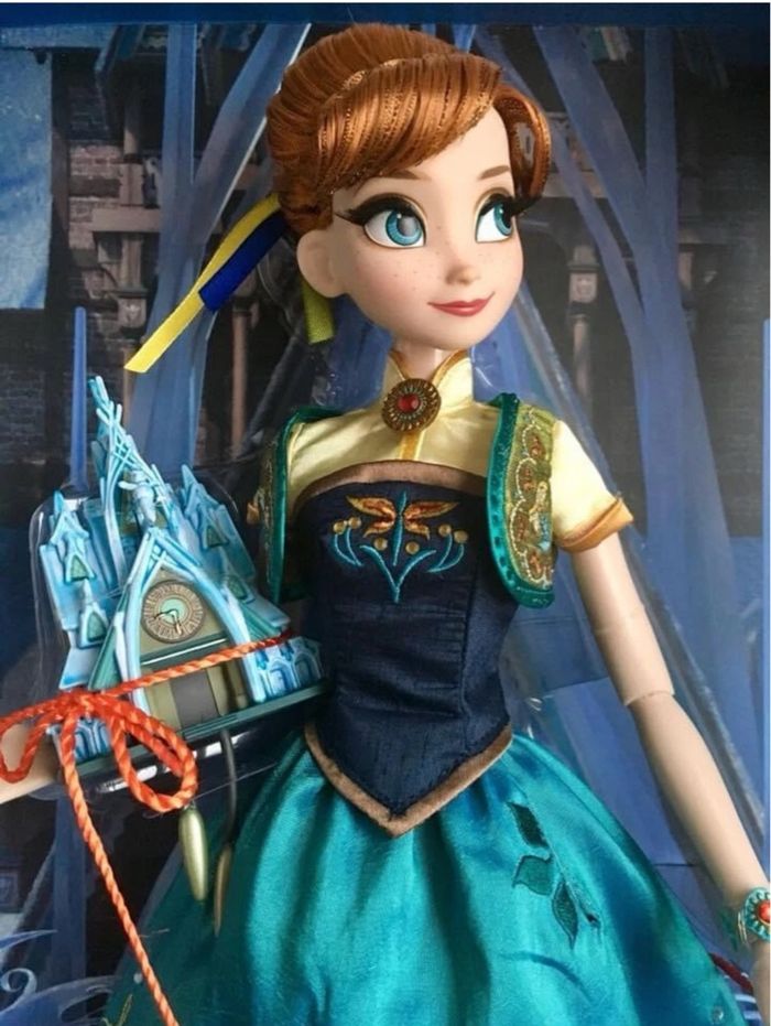 Poupée édition limitée Anna fête givrée Disney Store
