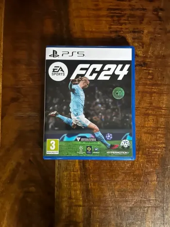 Jeux FC 24 PS5 comme neuf