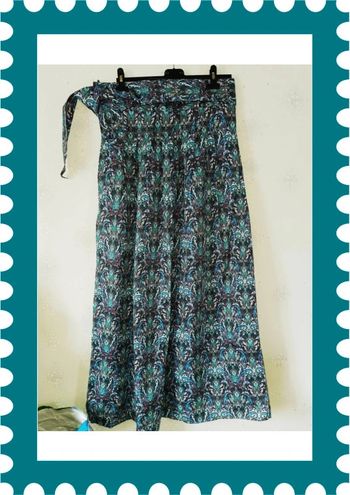 D2589 - jupe femme taille 46