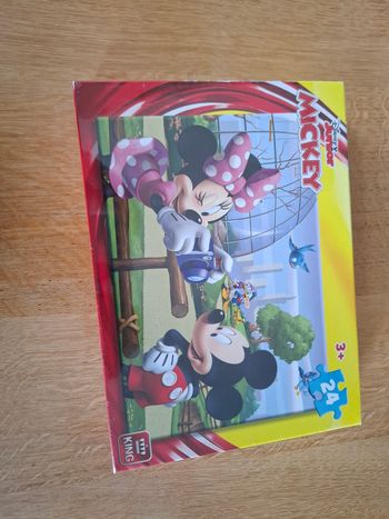 Puzzle 24 pieces