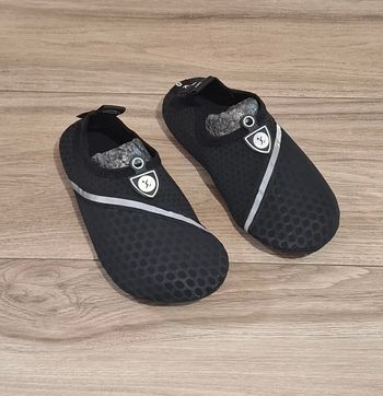Chaussures baskets légère pieds nu respirante aquatique plage piscine Mixte 