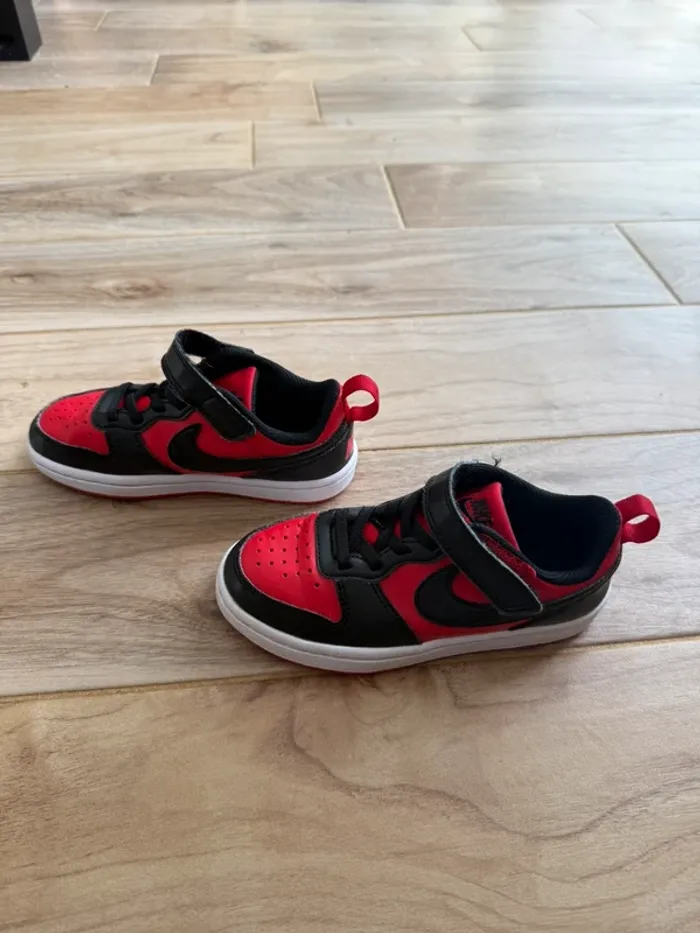 Basket Nike taille 28 - photo numéro 3