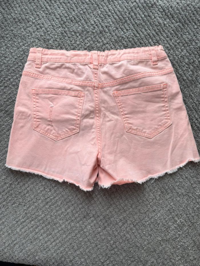 Short rose (14 ans) - photo numéro 3