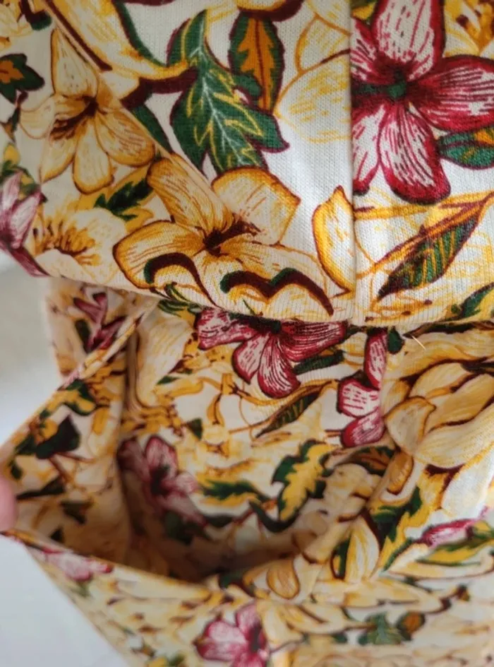 Combishort fleurie jaune et rose Taille 38 - photo numéro 6