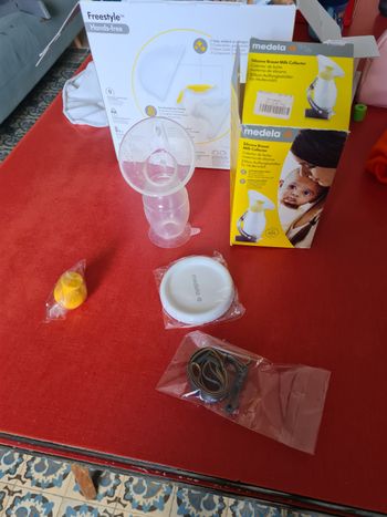 Medela silicone breast Milk collector