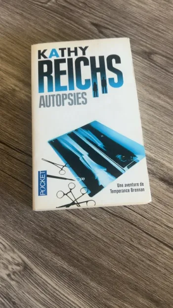 Livre Kathy Reichs - Autopsies