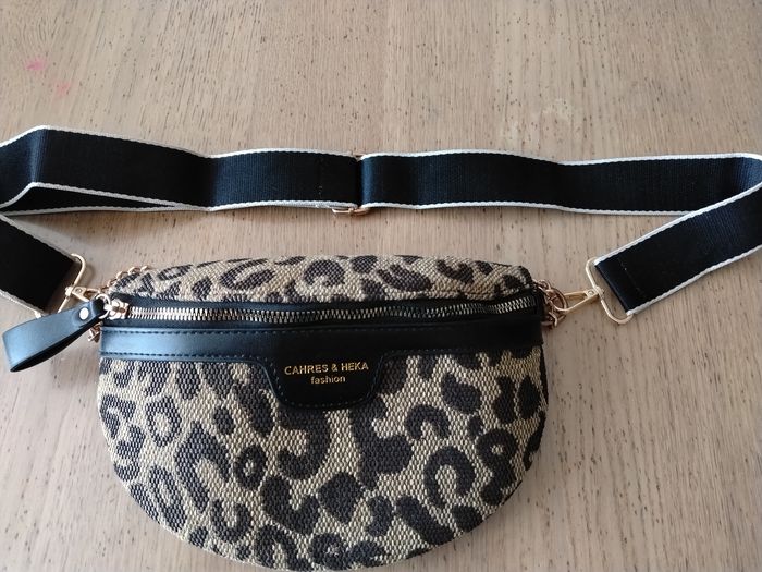 Sac banane cahres &heka