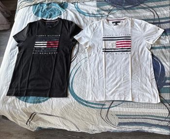t shirt tommy Hilfiger. Lot 