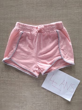 Short 4 ans