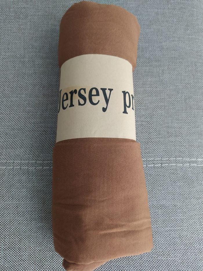 Voile hijab en jersey premium marron caramel neuf - photo numéro 2