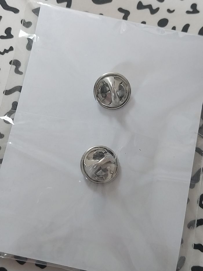 Lot 2 pin’s Lidl officiels – édition collector #TEAM - photo numéro 3