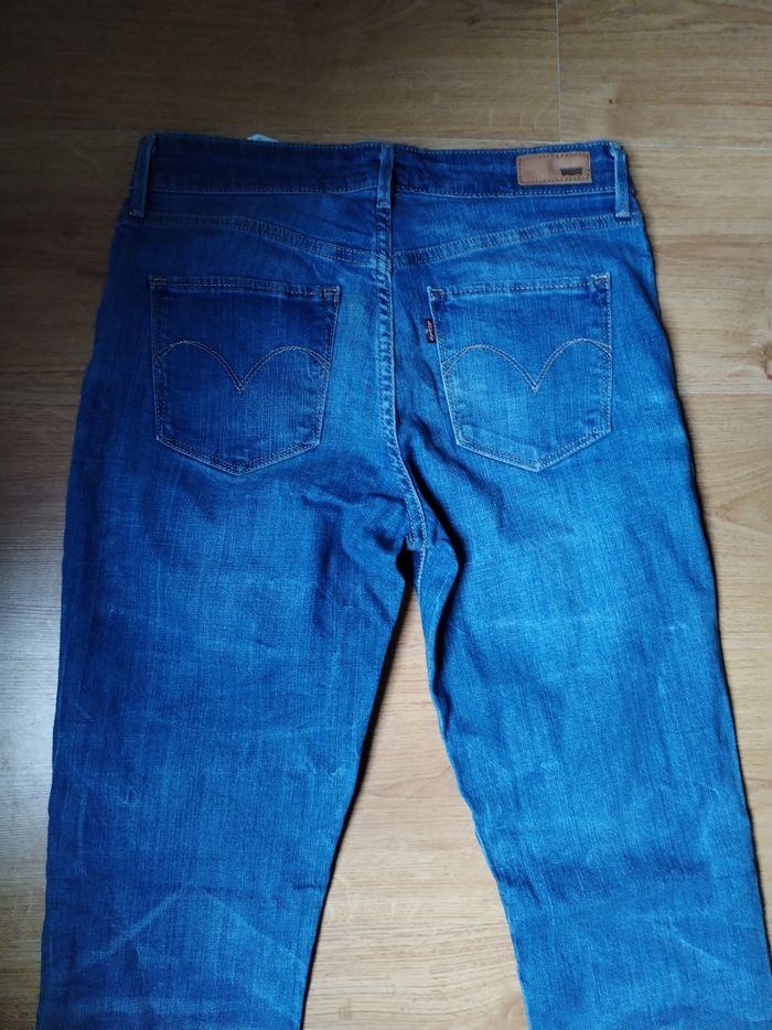 Jean Levi's femme - photo numéro 4