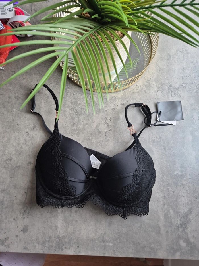 Soutien gorge - photo numéro 2