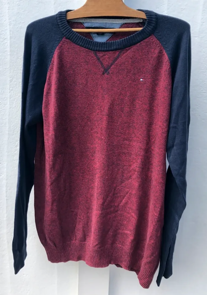 Tommy Hilfiger crewneck pullover red black Mens Small