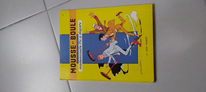 Mousse et boule BD Mademoiselle pic a disparu