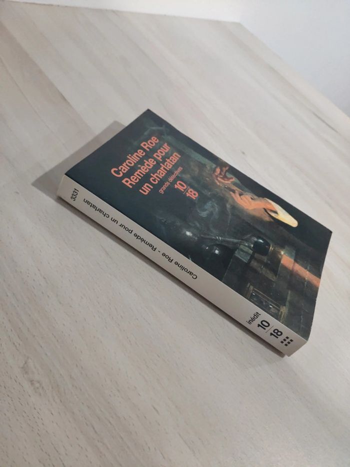 Livre poche 10/18 remède pour un charlatan Roe grands détectives - photo numéro 3