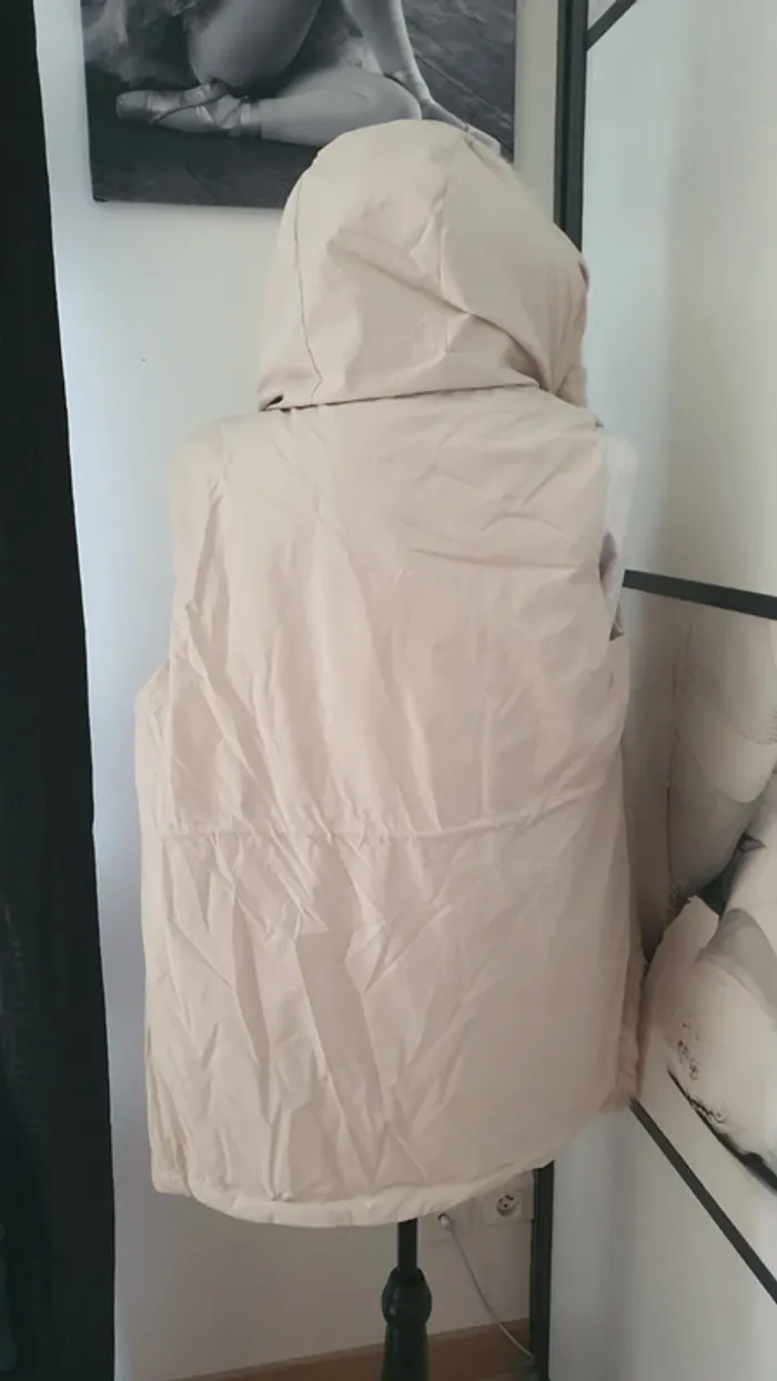 Blouson sans manches - photo numéro 3