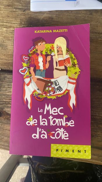 le mec de la tombe d’à côté